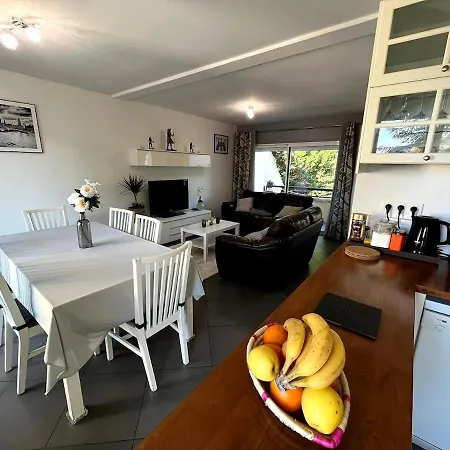 Family Between Paris And Disneyland *